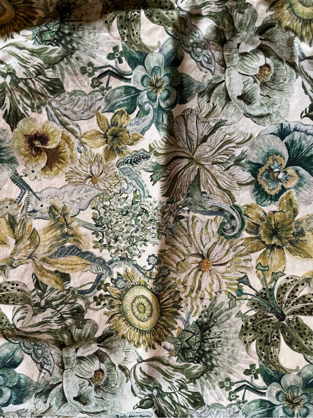 Petits Vilains botanical print shorts - Picture 3 of 6